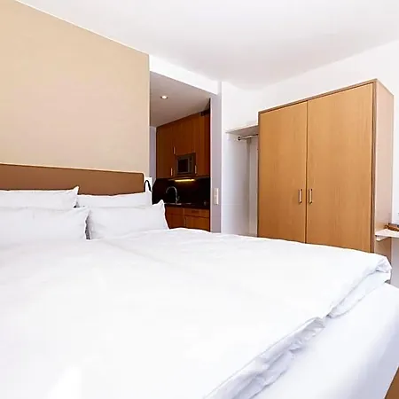 Med Aparthotel 3*