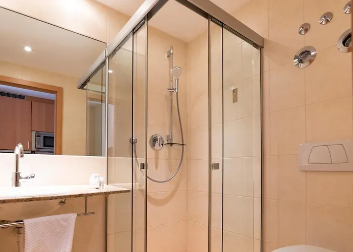 Med Apartahotel 3*